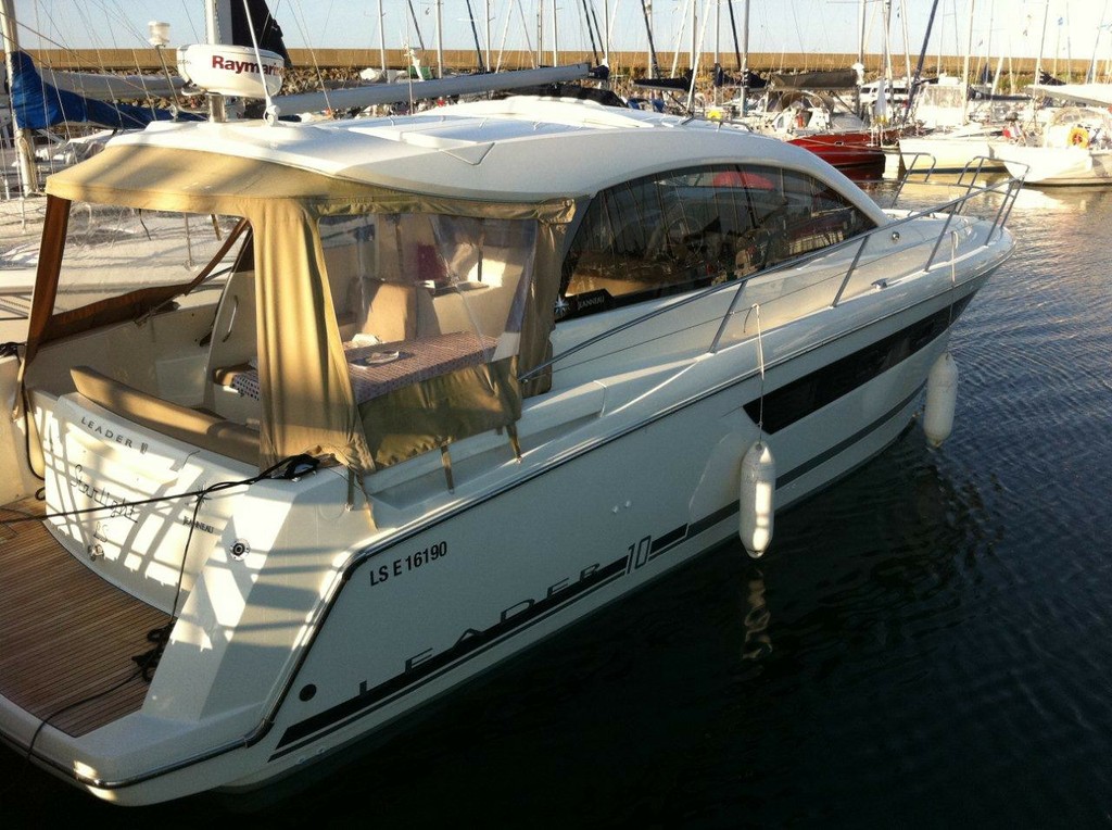 Leader 10 2010 Cruesa Leader 10 2010 Cruesa