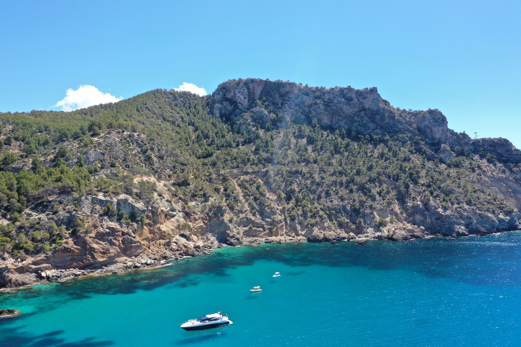 2. Premium & Exclusive Motor Boat Tours in Mallorca, Port of Andratx, Mallorca, photo 4