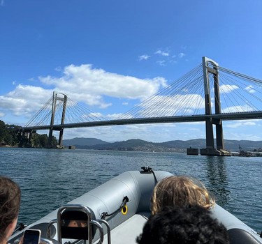 2023. Tour_acuatico_Vanguard760_Sailway_Vigo_Experiencia_Puente_Rande.jpeg