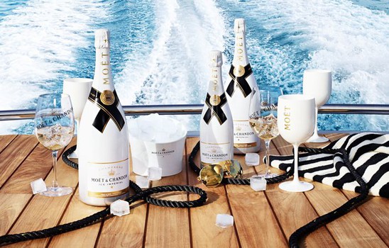 FLYBOARD AND CHAMPAGNE EXPERIENCE