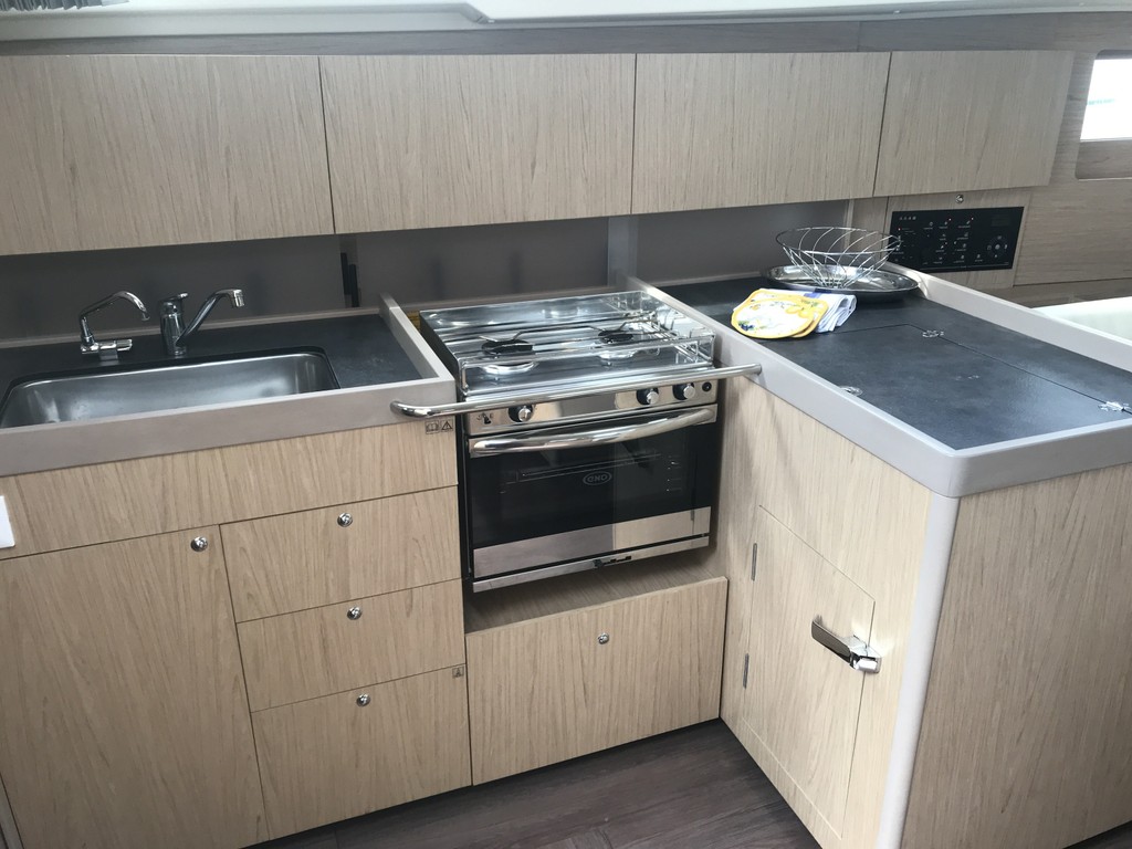 Oceanis 411 2017 Cruesa Oceanis 411 2017 Cruesa