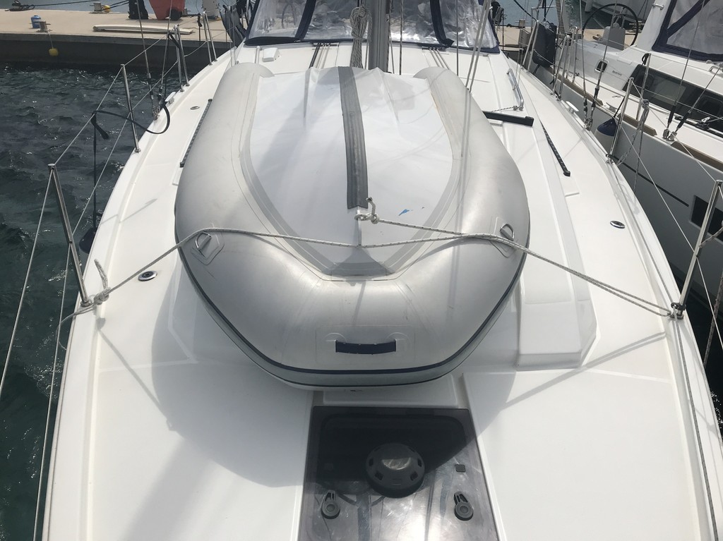 Oceanis 411 2017 Cruesa Oceanis 411 2017 Cruesa