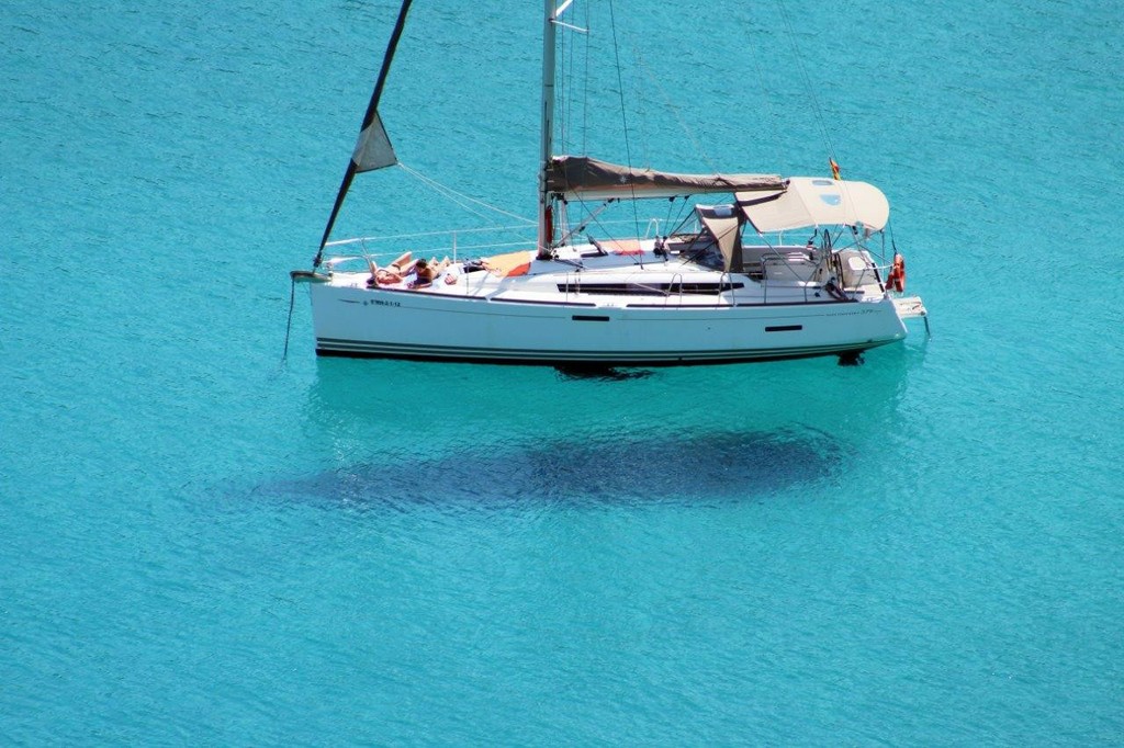 Sun Odyssey 379 2012 Cruesa Sun Odyssey 379 2012 Cruesa