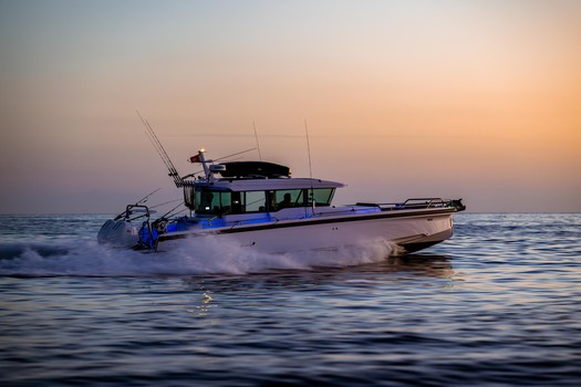 Axopar 37 Cross Cabin