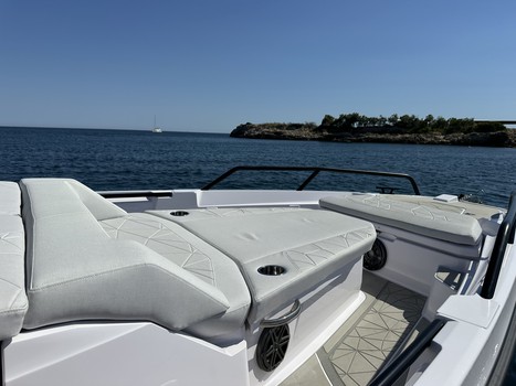 CALANOVA VIII