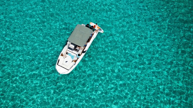 RENT A BOAT CAN PASTILLA group.jpg