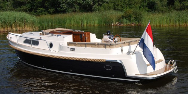 Intercruiser 28 Cabrio 2020 Nautinort Charter S.L.