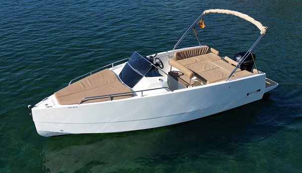 alquiler-barco-port-andratx-nuva-m6-cabin-mallorca.jpg